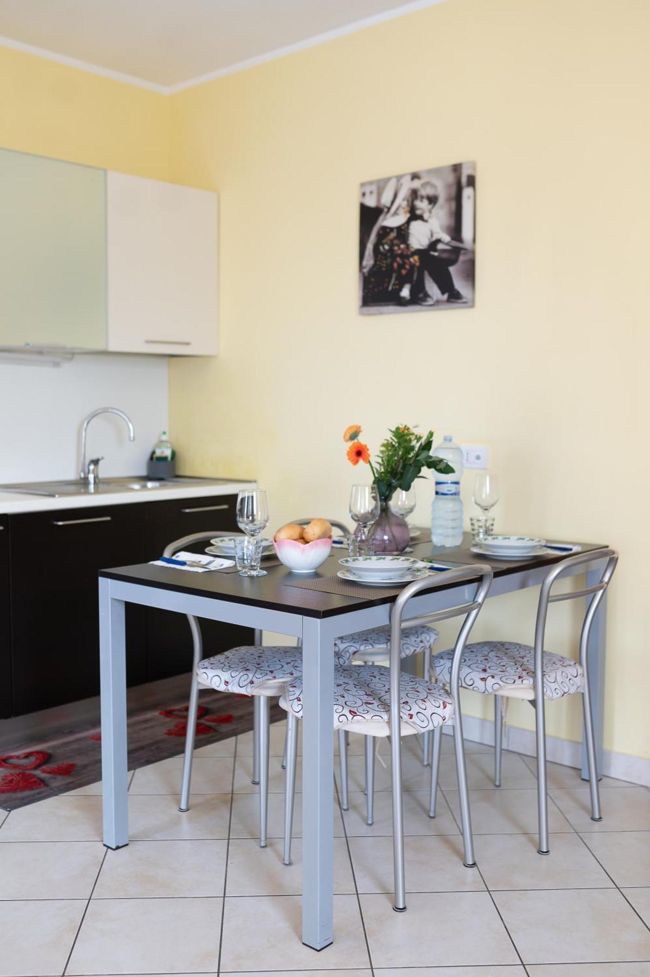 Apartamento Terrazza Baciata Dal Sole Lazise Exterior foto
